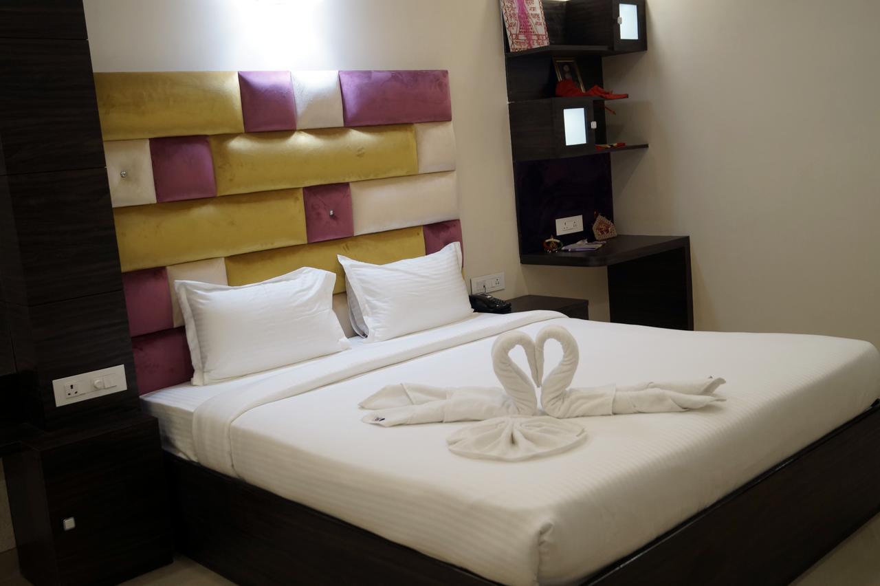 Māldah Hotel Silver Arcade מראה חיצוני תמונה